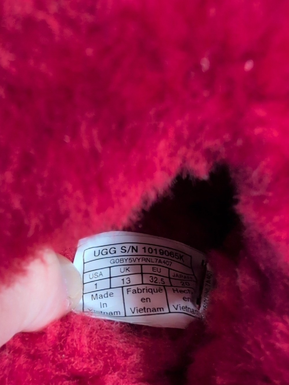 Ugg girl's slippers. Red. Size US 1. - Picture 6 of 6